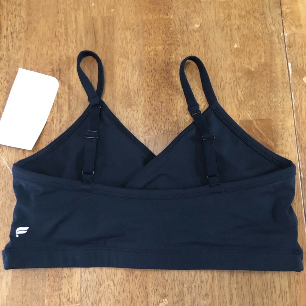 Fabletics NWT Women’s Tammy Sports Bra Size M - Picture 4 of 6